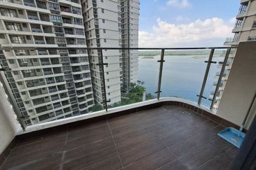 Bay Laurel @ Country Garden Danga Bay