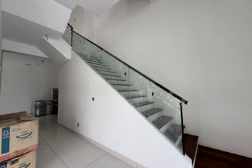 The Canal Garden South, Horizon Hills