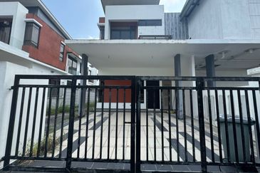 The Canal Garden South, Horizon Hills