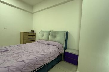 The M @ Medini Macrolink