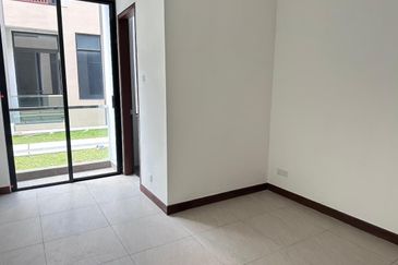 Aurora Resort Villas