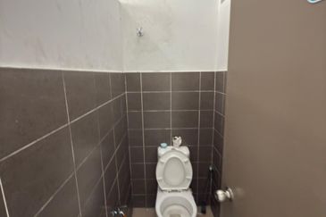 The LakeFront @ Southkey