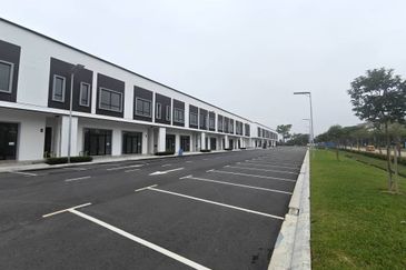 Shoplot @ Eco Tropics Kota Masai