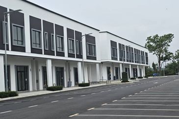 Shoplot @ Eco Tropics Kota Masai