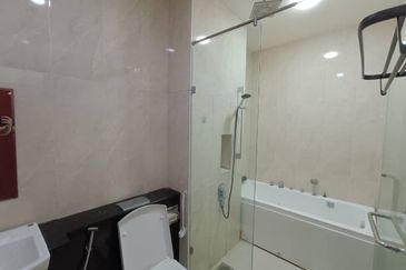 Paragon Suites @ CIQ