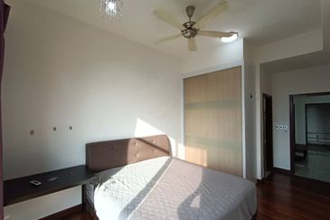 Paragon Suites @ CIQ