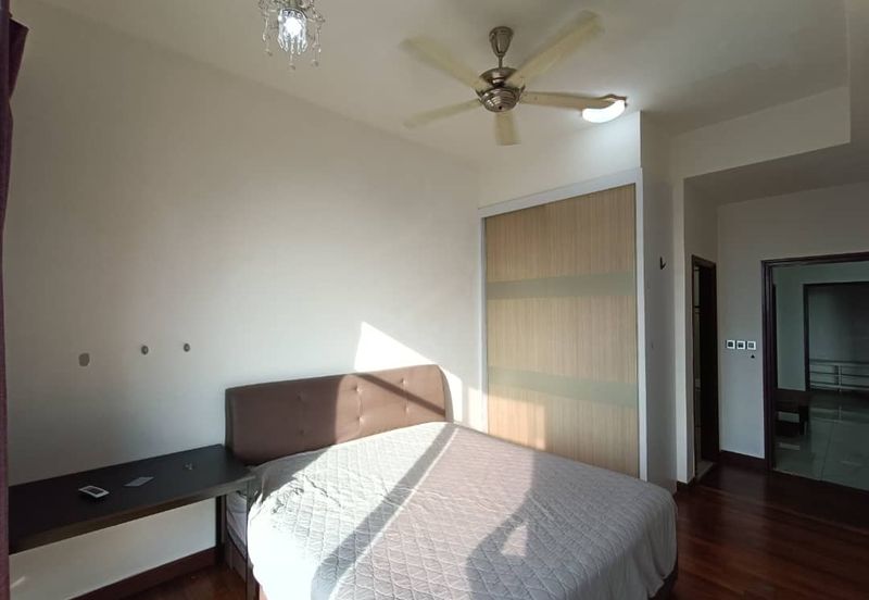 Paragon Suites @ CIQ