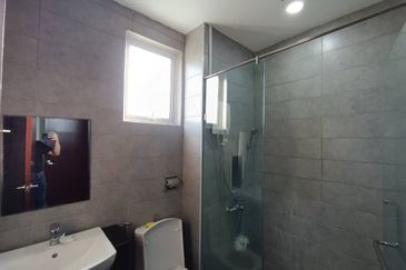 Paragon Suites @ CIQ