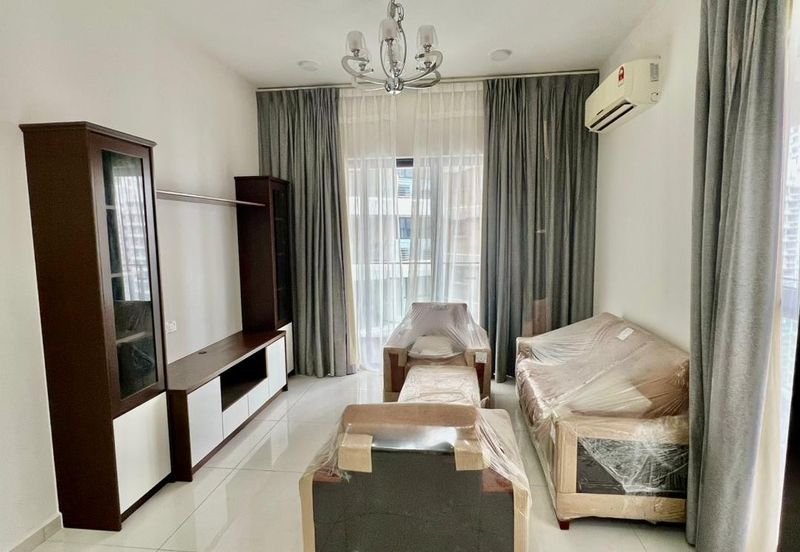 Baypoint @ Country Garden Danga Bay