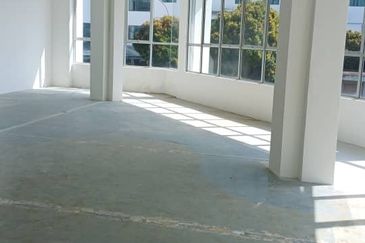 Jalan Austin Heights