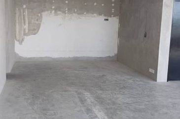 Jalan Austin Heights