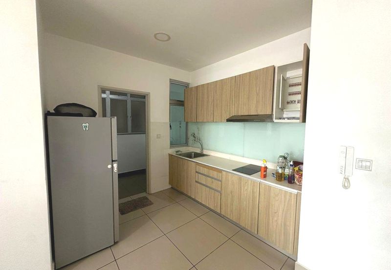 Meridin Bayvue Apartment