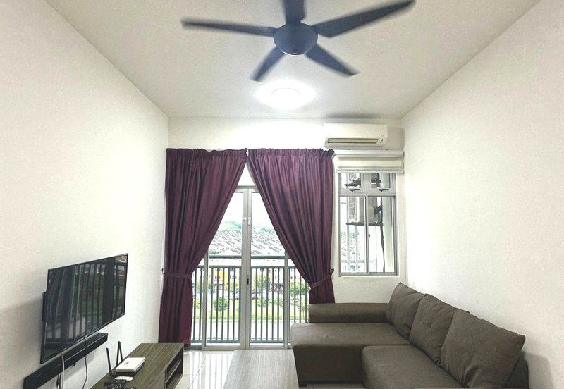 Meridin Bayvue Apartment