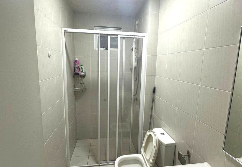 Meridin Bayvue Apartment