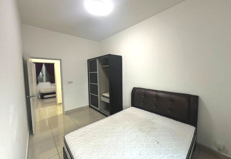 Meridin Bayvue Apartment