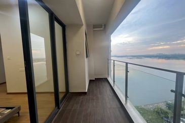 Kings Bay Country Garden @Danga Bay