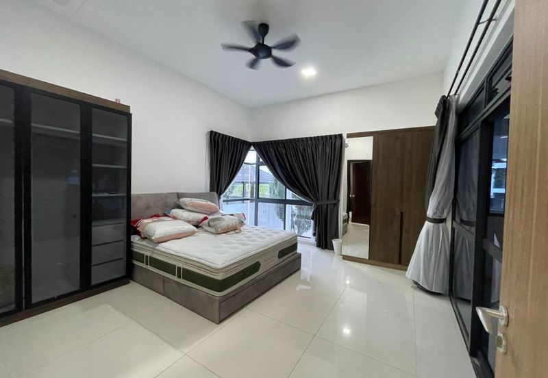 The Hills, Horizon Hills