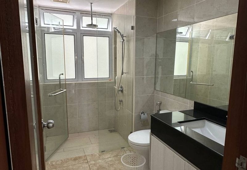 Paradiso Nuova Medini