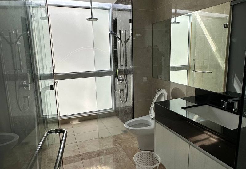 Paradiso Nuova Medini