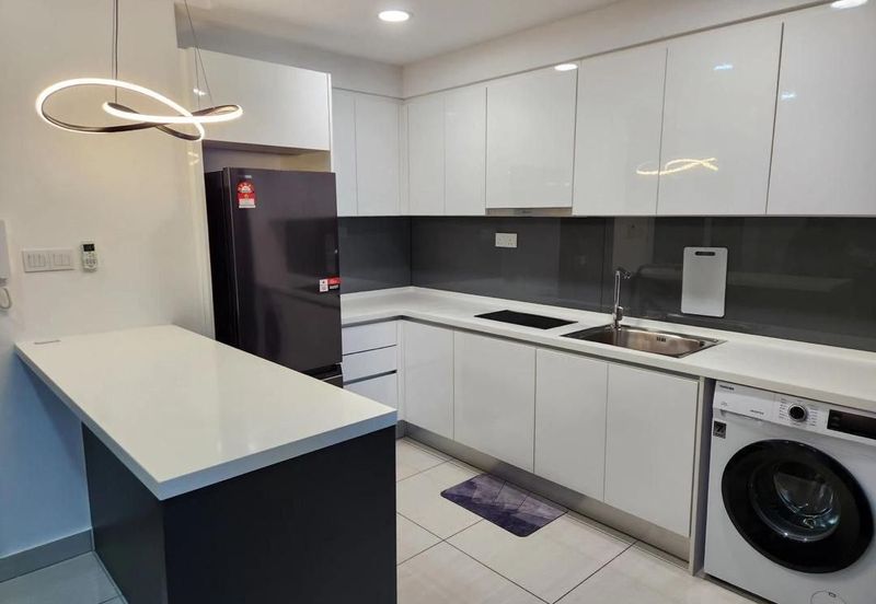 Almas Suites @ Puteri Harbour