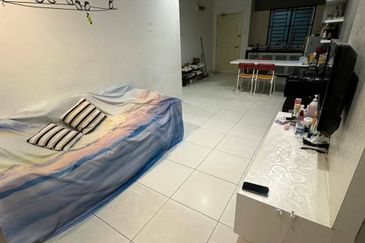 Akademik Suite @ Mount Austin