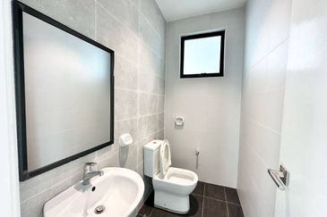 Sky Loft Premium Suites, Bukit Indah