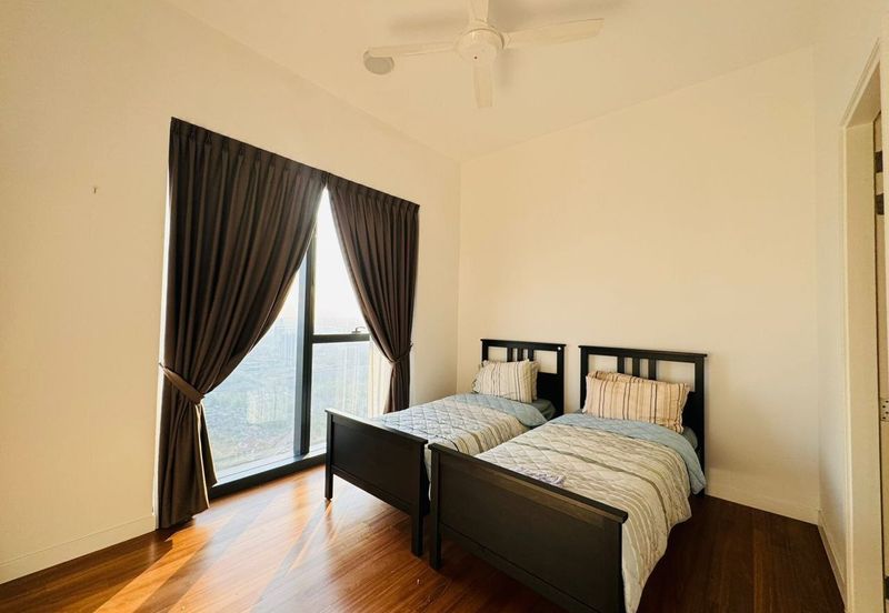 The Astaka @ 1 Bukit Senyum