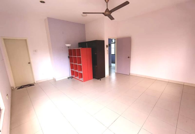 Maple Red, Adda Heights