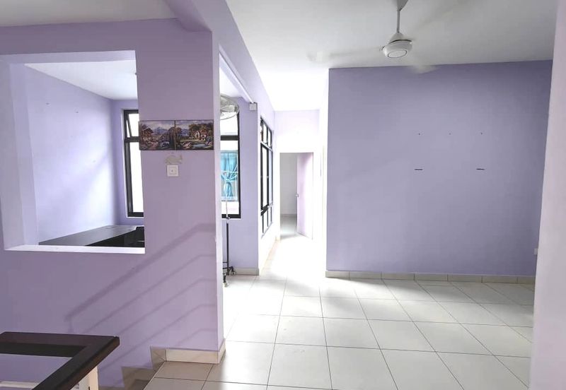 Maple Red, Adda Heights