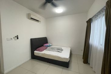 Ujana Executive Apartment