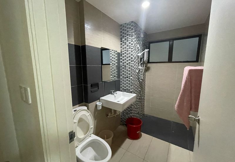 Ujana Executive Apartment