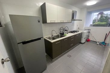 Ujana Executive Apartment