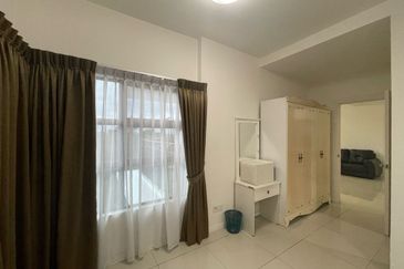 Ujana Executive Apartment