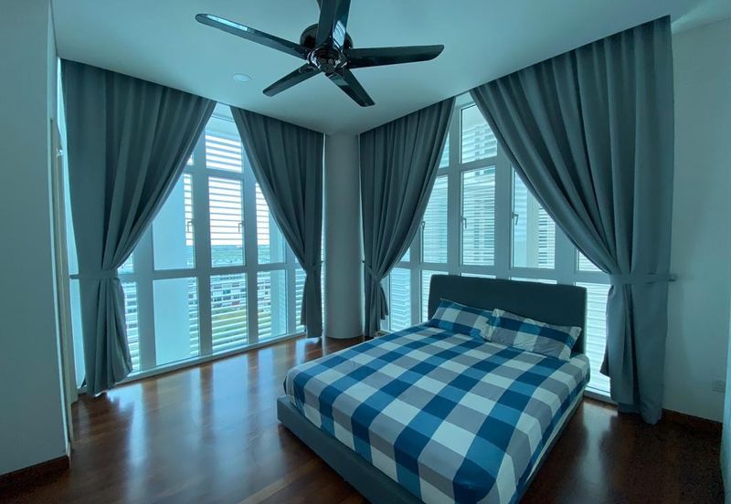 1Medini & Medini Signature