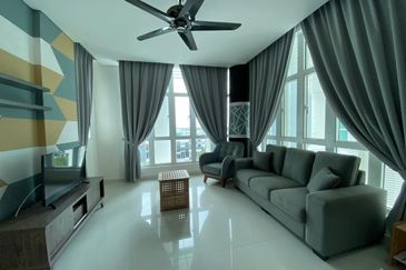 1Medini & Medini Signature