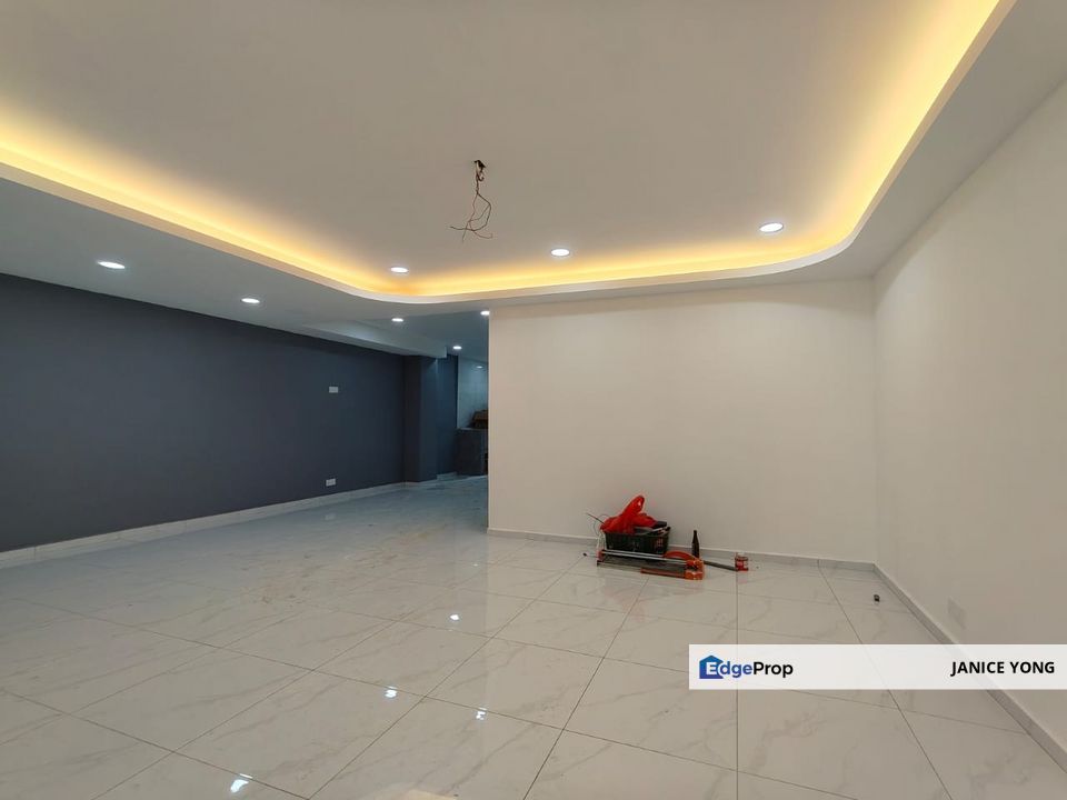 Taman Sri Putri Kulai Jalan Saga, Johor, Kulai