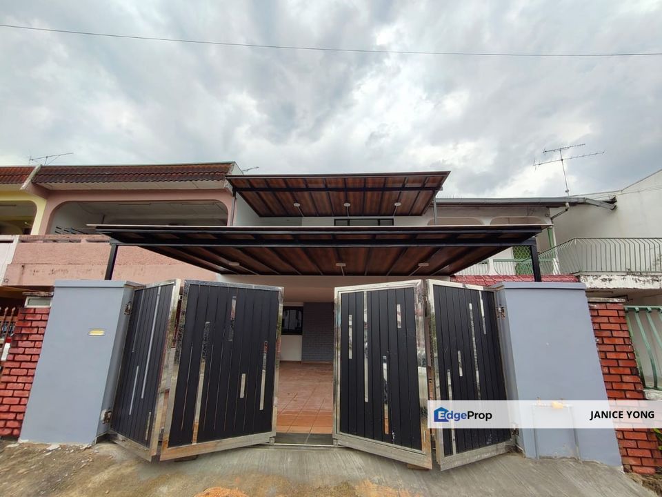 Taman Sri Putri Kulai Jalan Saga, Johor, Kulai