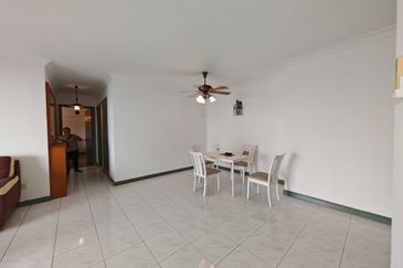 The Straits View, Bandar Baru Permas Jaya