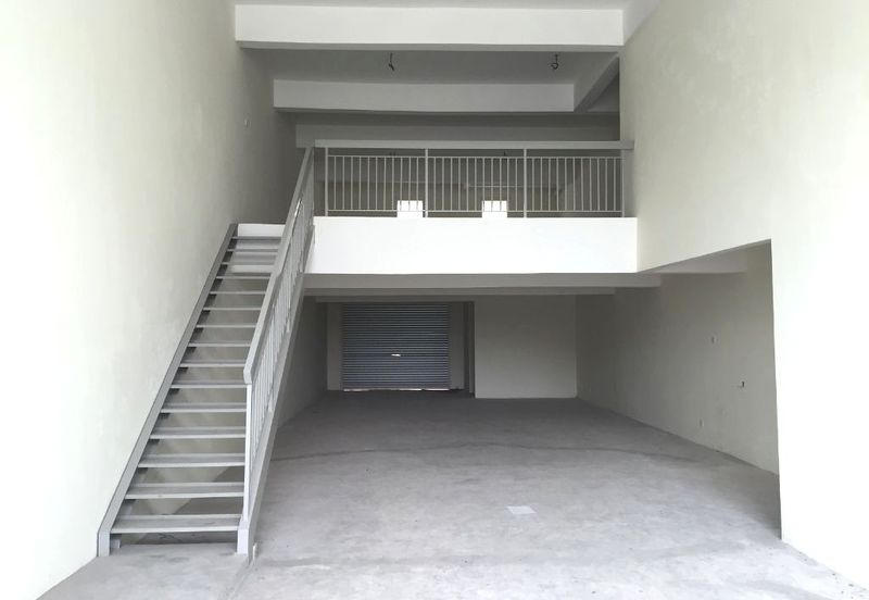 Pusat Perdagangan Danga Utama