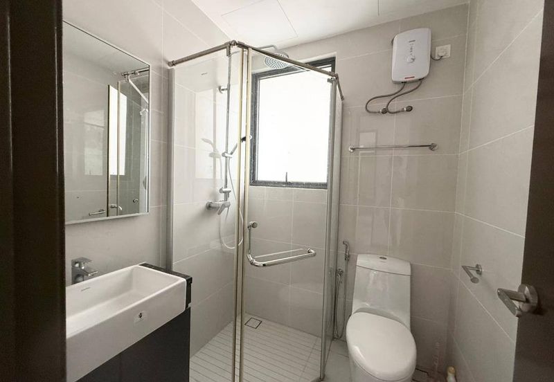 Kings Bay Country Garden @Danga Bay