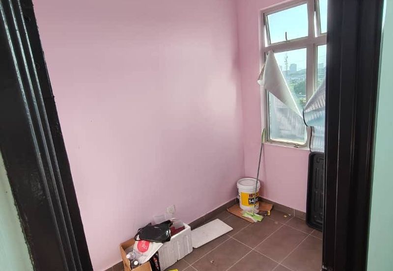 Eastbay Luxury Apartment