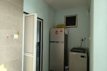 Eastbay Luxury Apartment