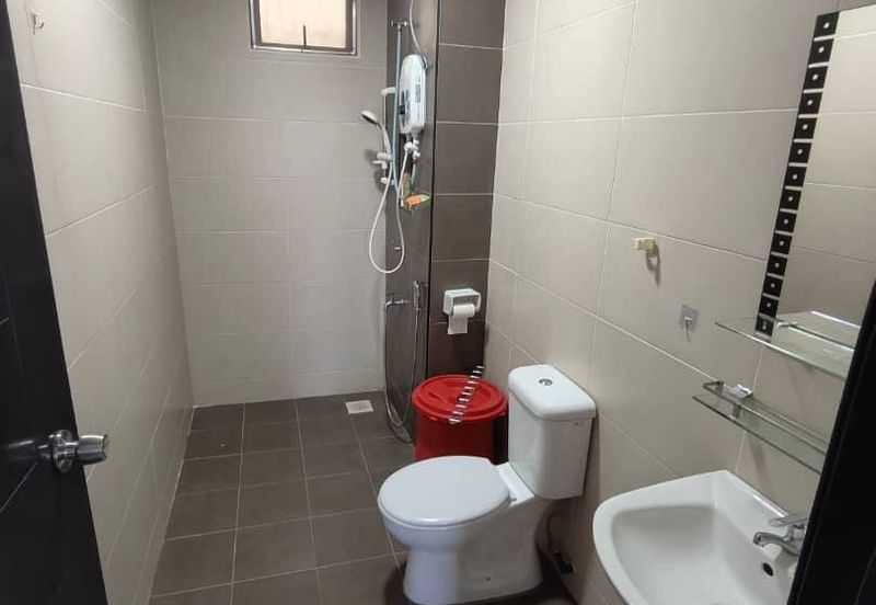 Eastbay Luxury Apartment