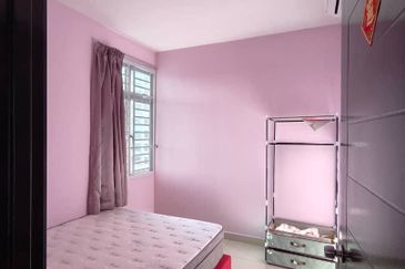 Eastbay Luxury Apartment