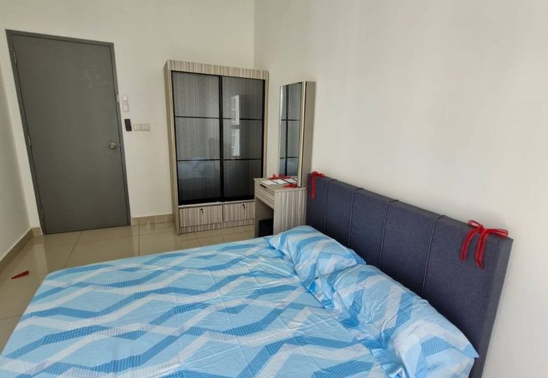 Meridin Bayvue Apartment