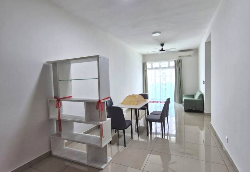 Meridin Bayvue Apartment