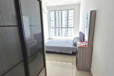 Meridin Bayvue Apartment