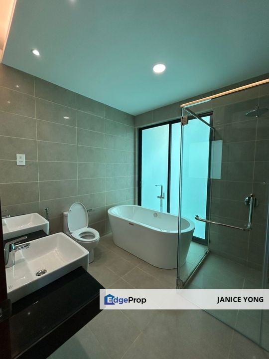 Residensi Bayou @ Leisure Farm Gelang Patah, Johor, Gelang Patah