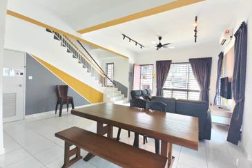 Desa Palma, Nasa City