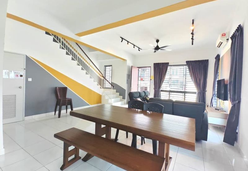 Desa Palma, Nasa City